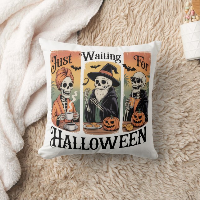 Just Waiting for Halloween – Funny Spooky Season Kissen (Decke)