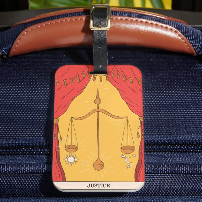 Justiz-Tarot-Karte Modernes Arkanisches Design Gepäckanhänger (Vorderseite Insitu 2)