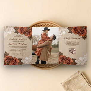 Jute Staub Terrakotta Rose QR Code Hochzeit Dreifach Gefaltete Einladung
