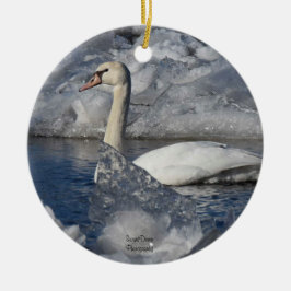 Juvenile Swan im Fluss Icey Keramik Ornament