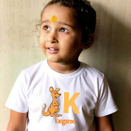 K ist für Kangaroo: Bouncy Learning Adventure Kleinkind T-shirt
