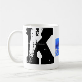 K Monogram Grunge Typografische Tasse
