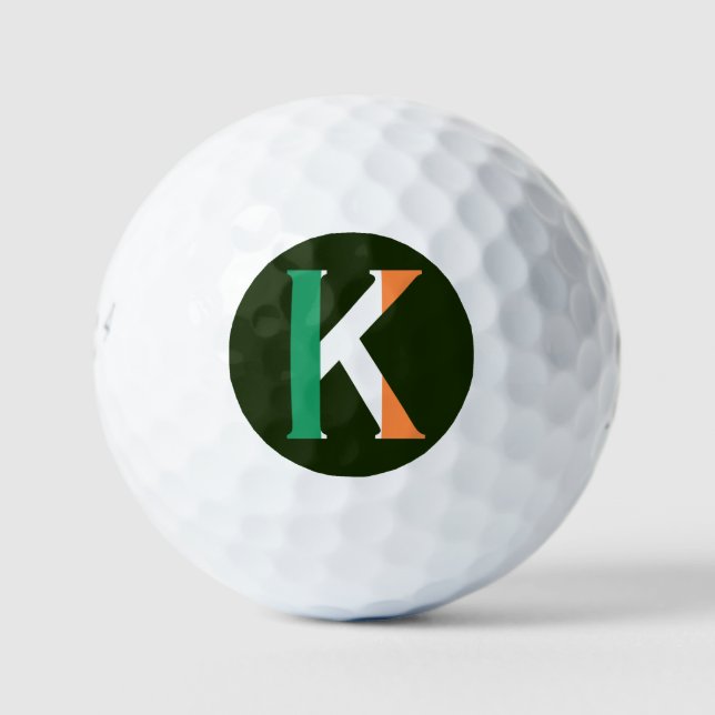 K Monogram überlagert auf irischer Flagge sein6 gb Golfball (Vorderseite)