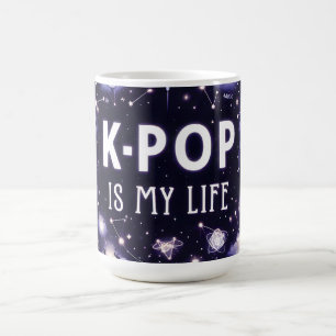 K-Pop ist mein Leben schwimmend unter den Sternen Kaffeetasse