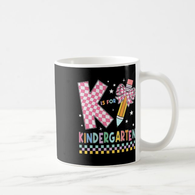 K steht für Kindergarten Ck Zur Schule Bleistift B Kaffeetasse (Rechts)