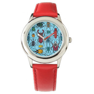 Käfer auf blau armbanduhr