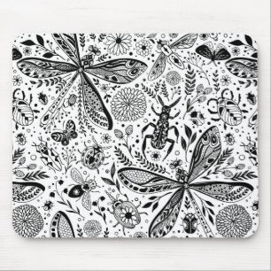 Käfer auf dunkelblau mousepad