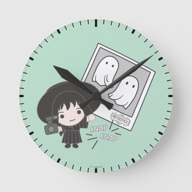 Käfer | Chibi Lydia Ghost Fotografie Runde Wanduhr (Vorderseite)