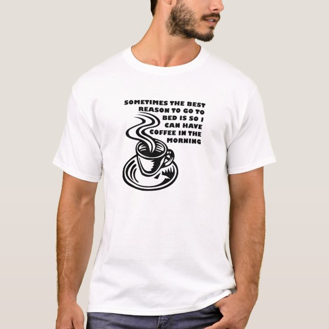 Kaffee im Morgensonnigen T - Shirt (Vorderseite)