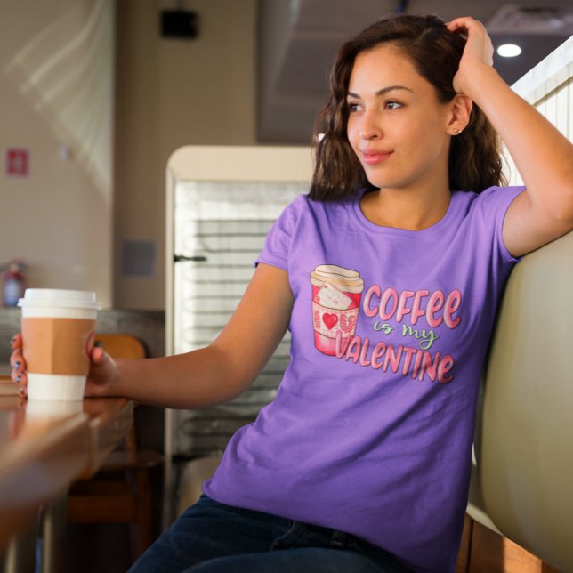 Kaffee ist mein Valentine-Liebe-Kaffee T-Shirt (Von Creator hochgeladen)