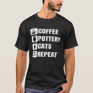 Kaffee-Keramik-Katzen Wiederholen Keramik-Keramik- T-Shirt