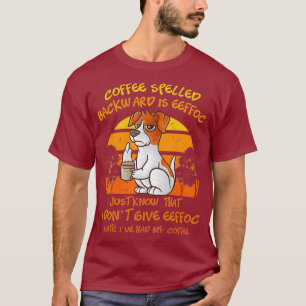 Kaffee rückwärts geschrieben ist Eeffoc lustiger J T-Shirt