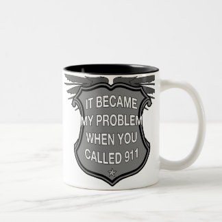 Kaffee-Tasse des Anruf-911 Zweifarbige Tasse