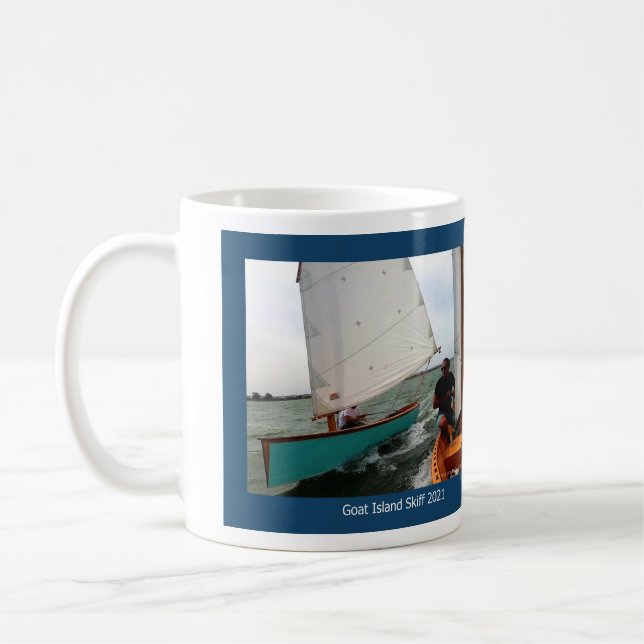 Kaffee-Tasse für 2021 Goat Island Skiff Kalender Kaffeetasse (Links)