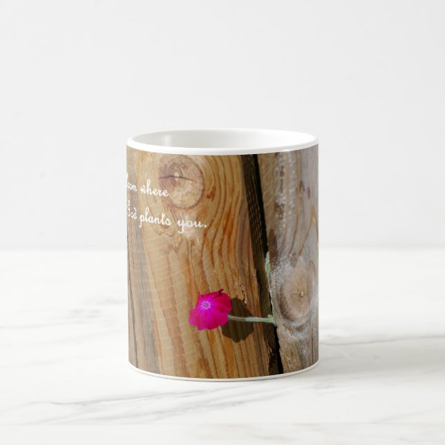 Kaffee-Tasse mit Blüte wo Gott-Pflanzen Sie Kaffeetasse (Mittel)