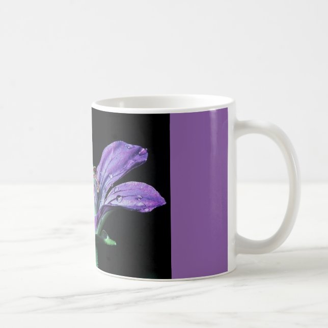 Kaffee-Tasse mit lila Blume Tasse (Rechts)