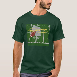 Kaffee und Fußball in Wisconsin T-Shirt