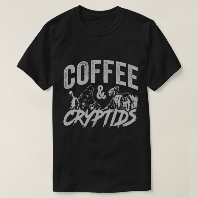Kaffee und Kryptiden - Bigfoot, Mothman, Nessie, A T-Shirt (Design vorne)