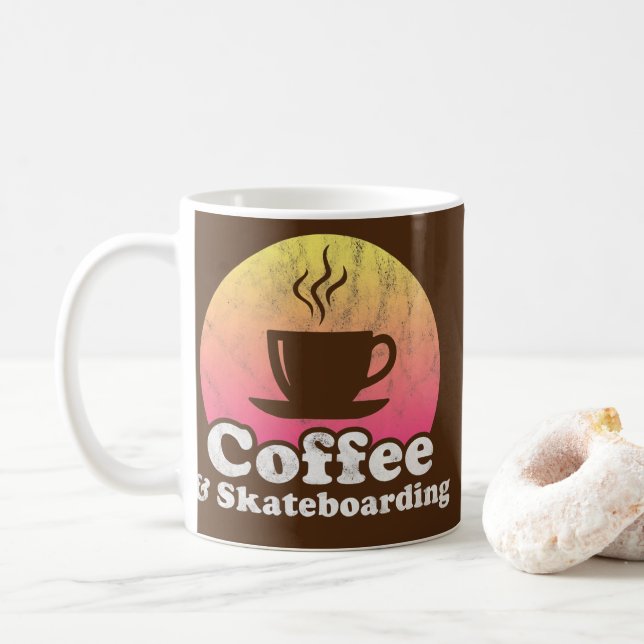 Kaffee und Skateboarding  Kaffeetasse (Mit Donut)