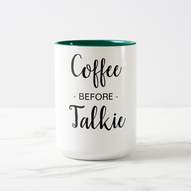 Kaffee vor Talkie Zweifarbige Tasse (Mittel)