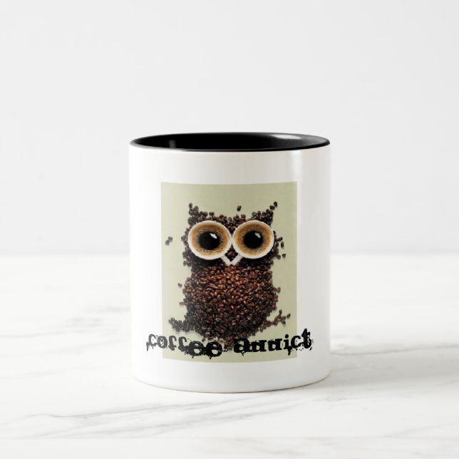 Kaffeesüchtigeule Zweifarbige Tasse (Mittel)
