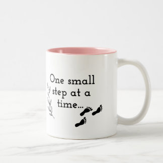 Kaffeetasse 'Ein kleiner Schritt auf einmal'