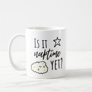 Kaffeetasse stilisierter Text und schwarzes Schaf