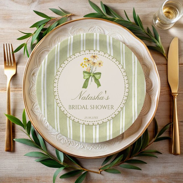 Käfig Grünstreifen Brautparty mit Monogramm Pappteller (Sage green stripes grand millennial bridal shower monogrammed paper plates personalized table decor)