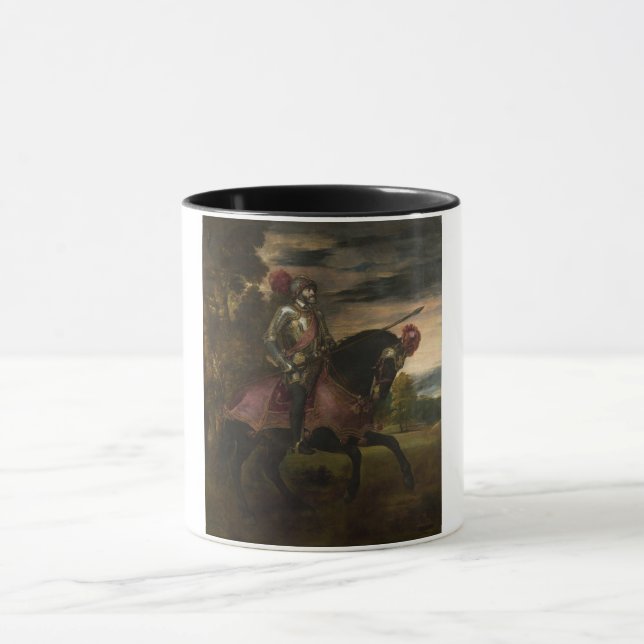 Kaiser Charles V. auf Horseback (von Tizian) Tasse (Zentrum)