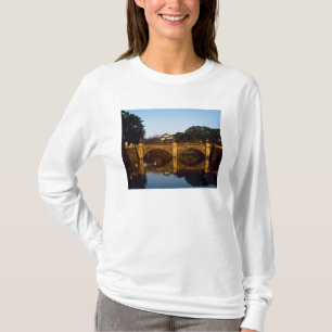 Kaiserpalast, Nijubashi-Brücke, Tokio, Japan T-Shirt