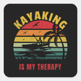 Kajakfahren ist meine Therapie im Außendesign Quadratischer Aufkleber