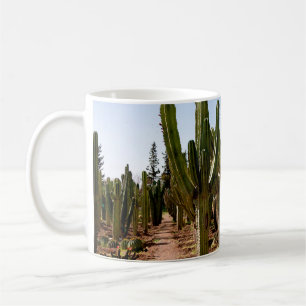 Kakteen Garten. Grüne große Kakteen und Sukkulture Kaffeetasse