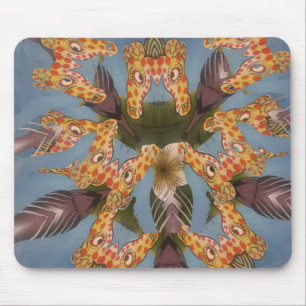 Kaleidoskop Giraffe Mandala: Abstrakte Safari Art Mousepad