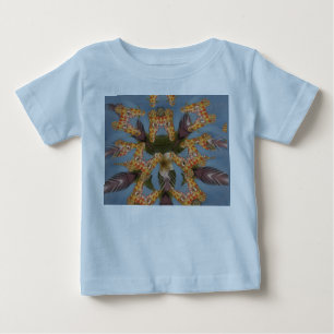 Kaleidoskop-Giraffen-Mandala: Abstrakte Safari-Kun Baby T-shirt
