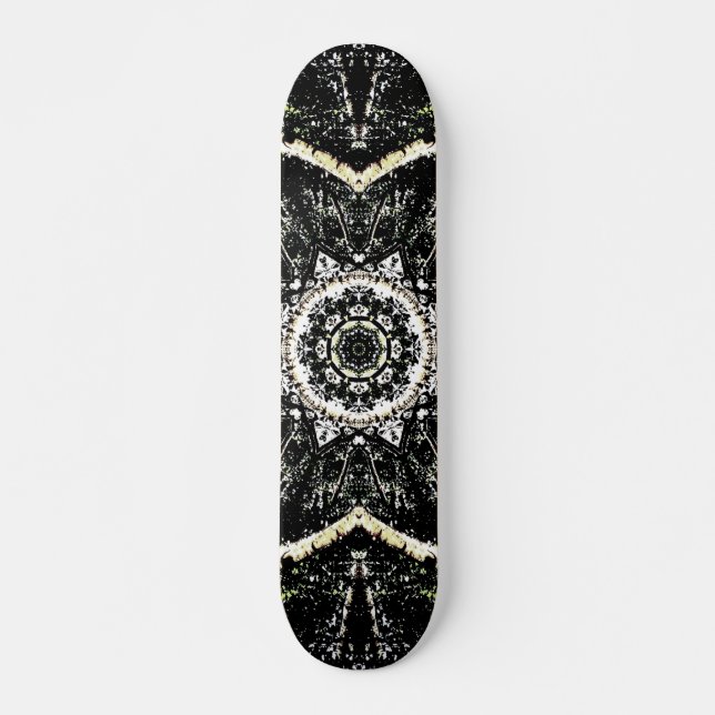 Kaleidoskop Gothic Skateboard (Vorne)