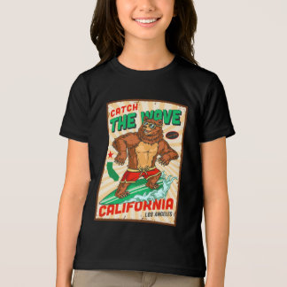 Kalifornien Surfen Bär Fange Die Welle Anpassen Tri-Blend Shirt