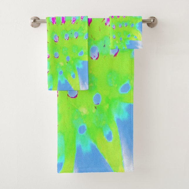 Kalkgrün und Lila Abstrakte Kone-Blume Badhandtuch Set (Insitu)