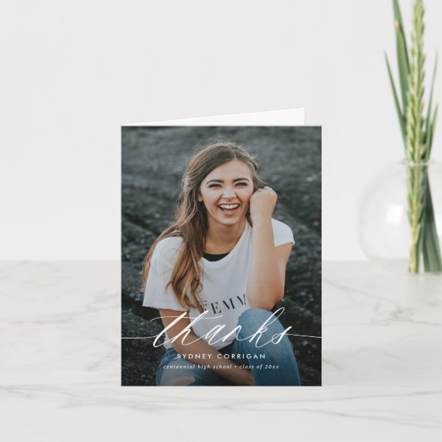 Kalligrafisches Skript mit zwei Fotos Abschluss ge Dankeskarte (Vorderseite)