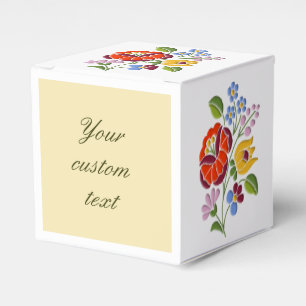 Kalocsa Stickerei - Motiv der ungarischen Volkskun Geschenkschachtel