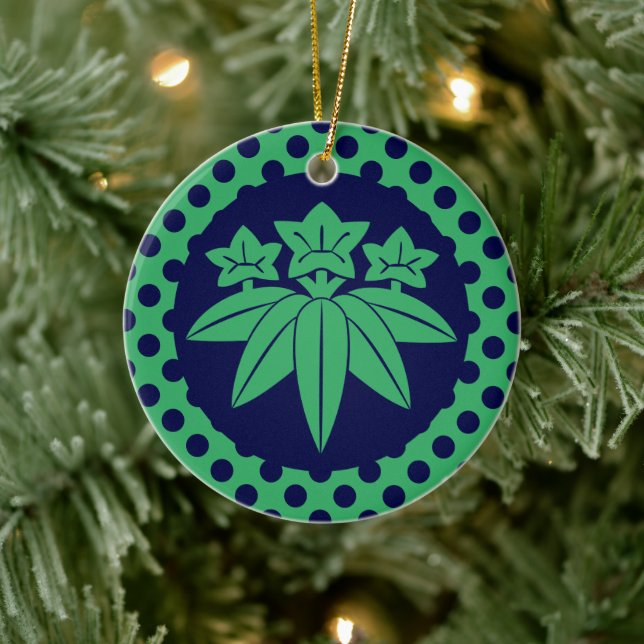 Kamakura Minamoto Mon Japanisch Clan Marine blau Keramik Ornament (Baum)