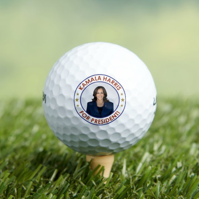 KAMALA HARRIS FÜR PRÄSIDENT GOLFBALL (Insitu T-Shirt)