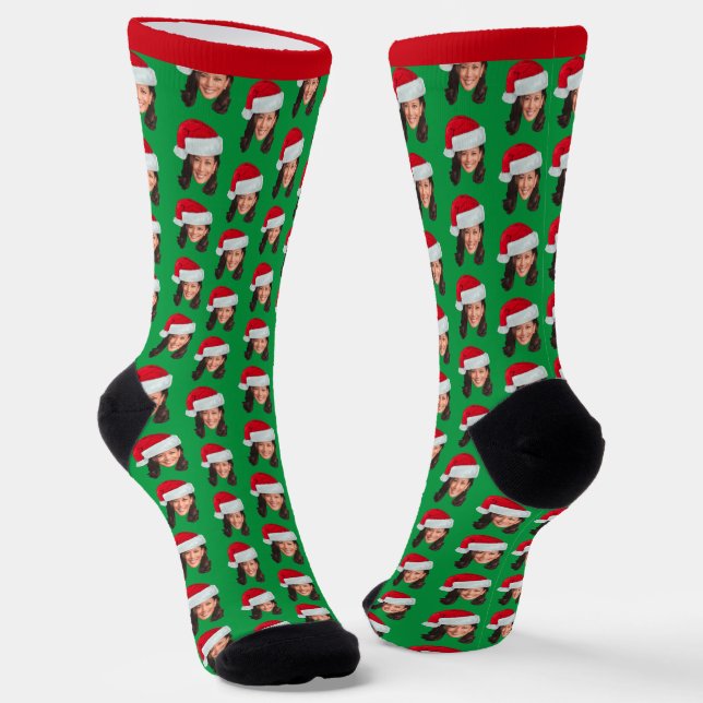 Kamala Harris mit Weihnachts-Weihnachtsmannmütze - Socken (Gewinkelt)