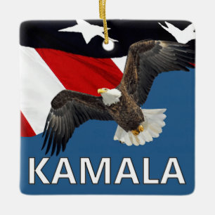Kamala mit Adler und Flagge Keramikornament