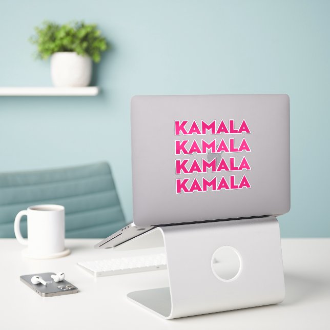Kamala moderne, heiß rosa, fette Typografie vier Aufkleber (Laptop auf Schreibtisch)