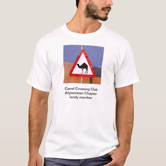 Kamel-Überfahrt-Verein-Afghanistan-Kapitelfamilie T-Shirt (Vorderseite)