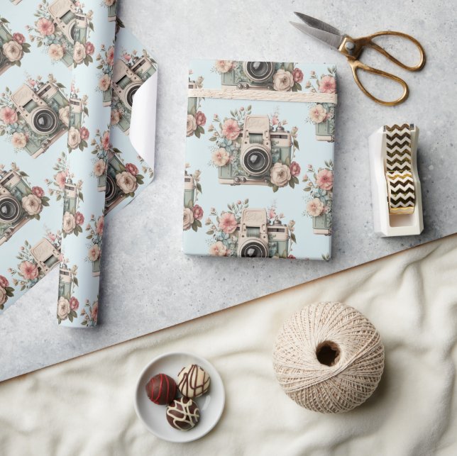 Kamera mit Blumen Retro-Pastell-Muster Geschenkpapier (Kunsthandwerk)