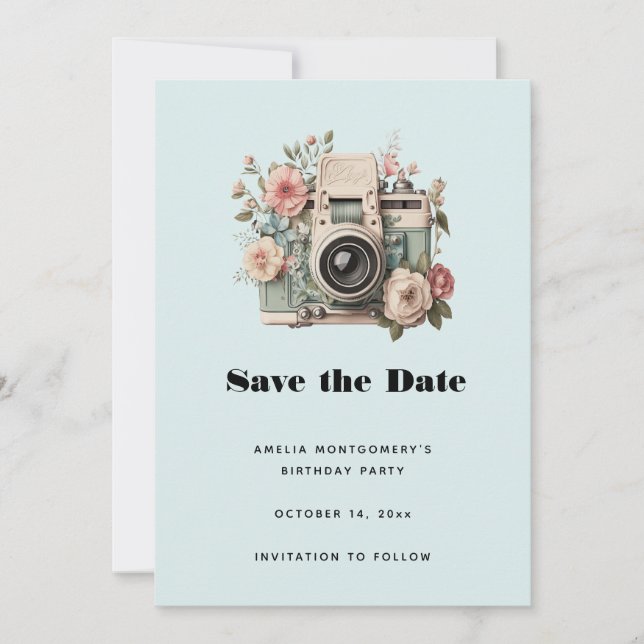 Kamera mit Retro-Pastell-Blumenbild Save The Date (Vorderseite)