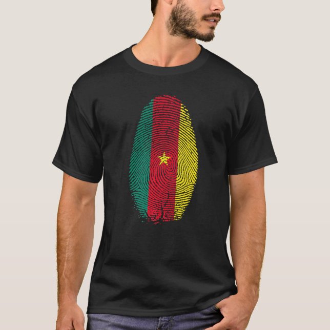 Kamerun Flag Fingerprint ist in meinem DNA-Kamerun T-Shirt (Vorderseite)