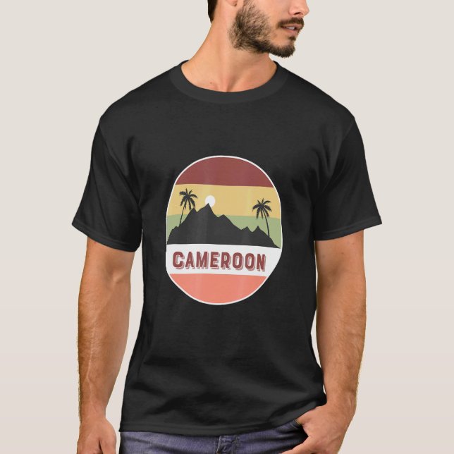 Kameruner Berg und Palmen T-Shirt (Vorderseite)
