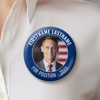 Kampagnen-Foto mit geschwungenen Formen - Blau und Button